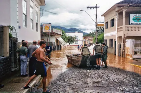 Enchente em 2000