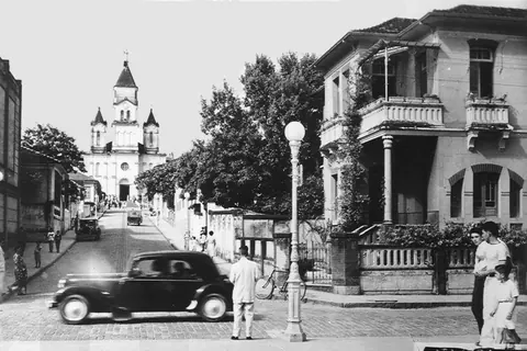 Matriz da Praça Teodomiro Santiago