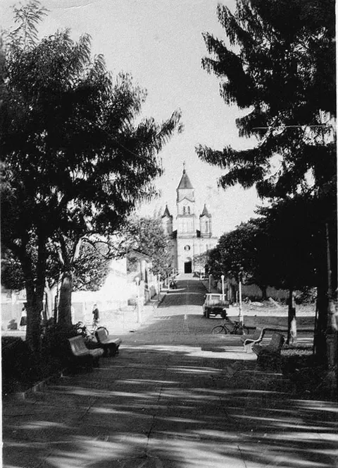 Matriz da Praça Teodomiro Santiago