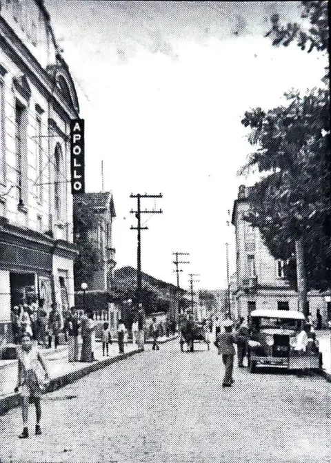 Cine Apolo na praça Cesário Alvim
