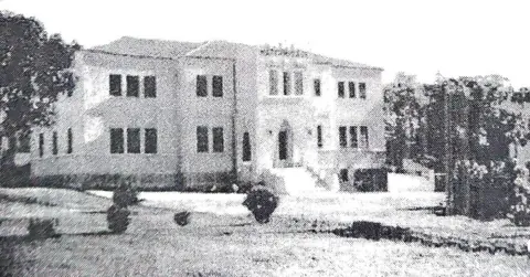 Maternidade Xavier Lisboa, ao lado da Santa Casa de Misericórdia