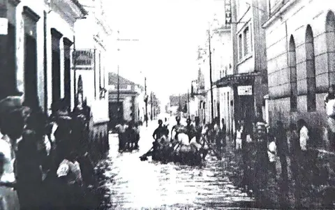 Enchente de 1945 na Praça Wenceslau Brás