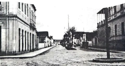 Início da Avenida Coronel Carneiro Junior