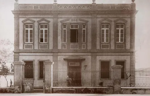 Cadeia na Av. Cel. Carneiro Junior