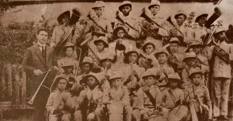Banda formada por alunos do Instituto Dom Bosco