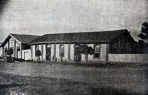 Máquina de beneficiar café - Propriedade do coronel João Carneiro Santiago Junior