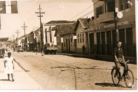 Avenida Cel. Carneiro Jr