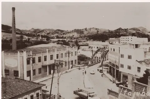 Vista da Parcial da rua Padre Marçal e da ponte do mercado