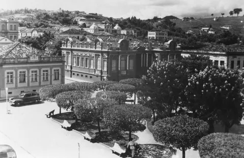 Praça Teodomiro Santiago - década de 1940