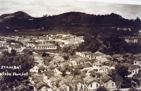 Vista aérea da Queda da Ponte Tancredo Neves - 1954