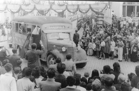 Visita da imagem de Nossa Senhora Aparecida em Itajubá 1949