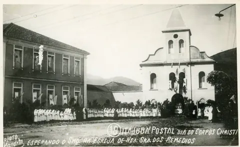 Corpus Christi na capela dos remédios, foi o 2º templo da cidade de Itajubá