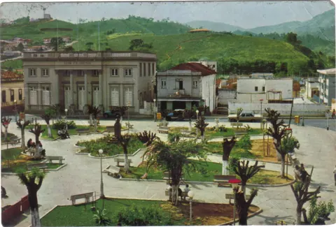 Bar Acadêmico na Praça Teodomiro Santiago, foto dos anos 1970